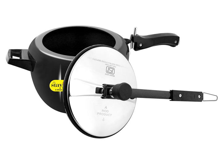 Hard Anodized Pressure Cooker – Durable, Fast Cooking &amp; Scratch Resistant